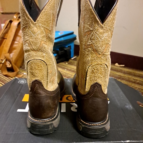 Ariat work boots - Picture 6 of 7